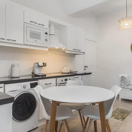 Apartamento Alpha & Omega *