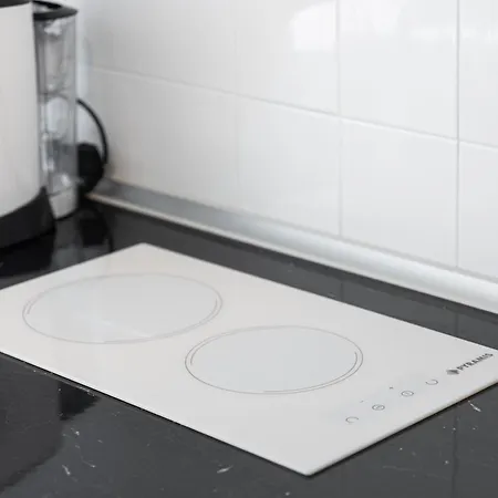 Alpha & Omega Апартаменты *